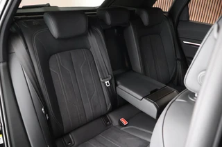 Audi Q8 e-tron 50 quattro 340pk Advanced Edition 95 kWh SOH 100% Camera Memory ACC HUD Stoelverwarming Keyless Navigatie / 33