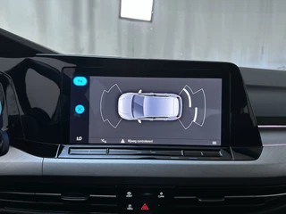 Volkswagen Golf 1.0 TSI 110pk Life Sfeerverlichting Navigatie App-Connect DAB+ / 20
