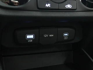 Hyundai i10 1.0 Comfort Smart Navigatie | Camera | Airco / 33