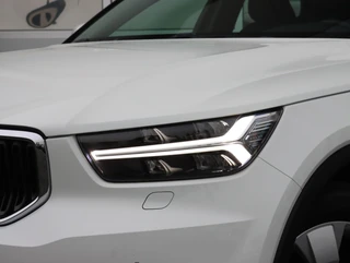 Volvo XC40 1.5 T3 Momentum Pro | Elek. wegklapbare trekhaak / 58