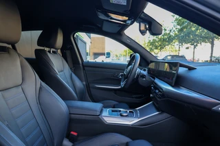 BMW 3 Series 330e M-SPORT  | BTW |  ACC | MEMORY | HUD | LED | KEYLESS | 360 | / 23