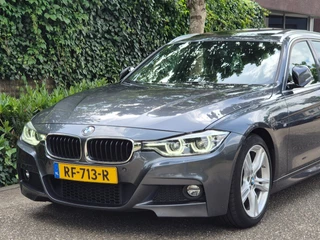 BMW 3-serie Touring M Sport High Ex Panorama A CarPlay Keyless Virtual dash Camera 320i High Executive / 4