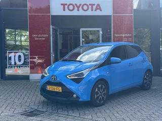 Toyota Aygo JOY 5-DEURS AUTOMAAT LICHTMETALEN VELGEN CAMERA CLIMA