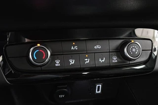 Opel Corsa 1.2 Edition NL Auto Camera Apple CarPlay Dodehoek LED 16" / 21
