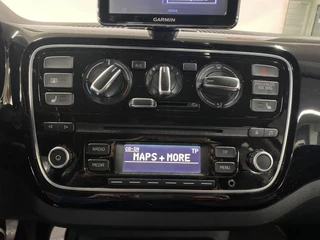 Volkswagen Up! 1.0 cross up! BlueMotion/ Nederlandse auto/ 5 deurs/ Parkeersensoren voor en achter/ Bluetooth / Airco / 27