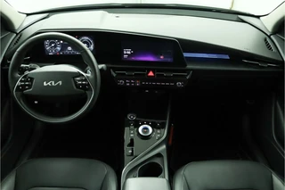 Kia Niro EV Edition Advanced 64.8 kWh - Stoel-/Stuurverwarming - Apple Carplay/Android Auto - Adaptieve Cruise Control - Fabrieksgarantie t/m 2031 / 32