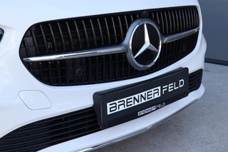 Mercedes-Benz B-Class 200 Luxury Line Panoramadak / Stuurwielverwarming / Stoelverwarming / 56