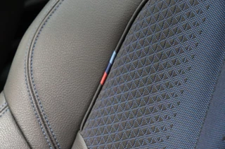 BMW 2 Serie Gran Coupé 218i High Executive M Sport Pakket Automaat  / Live Cockpit Professional / Panoramadak / Stoelverwarming / 18 Inch / Climate Control / Parkeersensoren / Bluetooth / DAB / Cruise Control / Lichtpakket / Extra Getint Glas / LED / 29