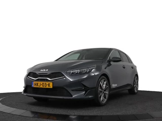 Kia Ceed 1.5 T-GDi DynamicPlusLine Automaat *DEMO* - Trekhaak - Navigatie - Stoel-/stuurverwarming - Cruise Control - Climate Control - Fabrieksgarantie tot 04-2032 / 2