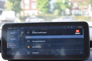 Jeep Avenger 1.2 Longitude Infotainment & Convenience pack | Keyless | DAB | Camera | Nav | Carplay | ADAS | Full LED | 4-Seasons / 52