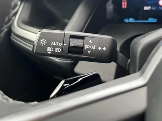 Jeep Compass Summit 74 kWh | Schuif-kanteldak | Massage-stoelen | Handsfree achterklep / 27