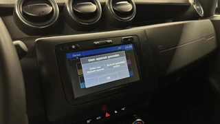 Dacia Duster 1.0 TCe Bi-Fuel Prestige CAMERA LEER NAVI CARPLAY LM. / 42