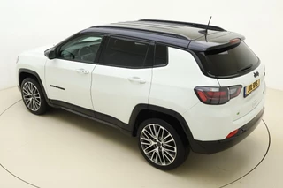Jeep Compass 1.5T e-Hybrid S Automaat | Lederen bekleding | Keyless | Zwart dak | Stoelverwarming & stoelventilatie | Camera | Lichtmetalen velgen / 5