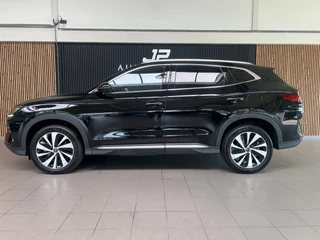 Byd SEAL U 1.5 DM- i FWD NAVI| PANO| 360 CAMERA| LEDER| INFINITY| FABRIEKSGARANTIE TOT 2032| 218PK / 7