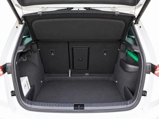 Skoda Karoq 1.5 TSI Sportline Business | Automaat | Schuif-kantel Dak | Sportpakket | Apple Carplay/Android Auto | Adaptive Cruise Control / 10