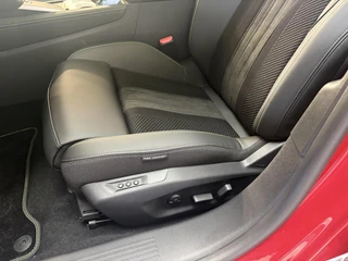 Peugeot 408 1.2 GT Hybrid 145 | VOORRAAD | Focal Premium Audio | Schuif-/kanteldak | Trekhaak | 8 Jaar garantie | Full Options / 7