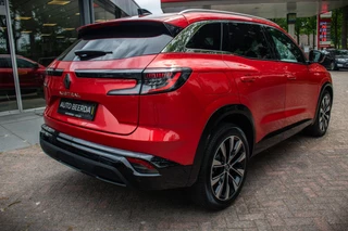 Renault Austral mild hybrid 160 X-Tronic Techno | Panoramadak | Pack Winter | Adaptieve Cruise Control | Camera | 19 Inch Lichtmetalen Velgen | Massagestoel / 14