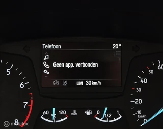 FORD FIESTA 1.1 TREND/AIRCO/PDC/16''LMV/CARPLAY/BLUETOOTH/LANE ASSIST/USB/ISOFIX/DAB/NAVI / 38
