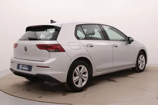 Volkswagen Golf 1.5 eTSI Life Business | Automaat | Adaptive cruise | Stoelverwarming | CarPlay | Camera | Trekhaak / 2