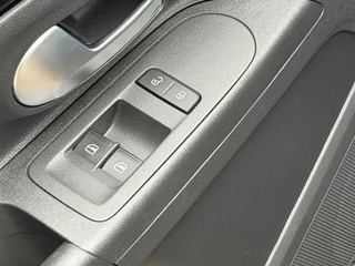 Volkswagen up! 1.0 5-deurs Camera | Cruise | Airco | Bluetooth | PDC | Rijklaar incl. 1 jaar Bovag garantie / 11