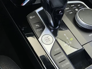 BMW 2 Serie Gran Coupé 218i M Sport Edition Pano.dak HUD Stoelverw. Carplay Alpinweiß DAB LED / 19