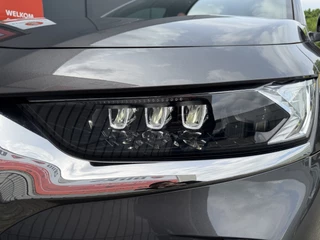 DS DS 7 Crossback 180pk So Chic (Elektrisch Schuifdak - Trekhaak - Focal Electra - Stoelverwarming - 20"- Camera - LED - Navigatie - Draadloos laden) / 42