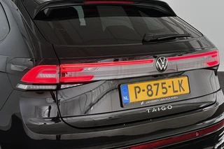 Volkswagen Taigo 1.0 TSI R-Line Business DSG Automaat Achteruitrijcamera Apple CarPlay / 19