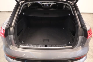 Audi e-tron e-tron 50 quattro Launch edition plus 71 kWh  Memory Keyless Go/Start ACC ECC Carplay / 21
