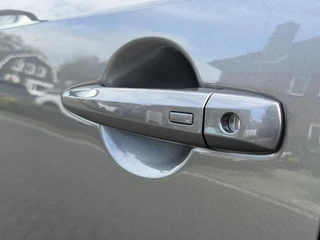 Nissan Qashqai N-Connecta 1.3 MHEV 158PK Xtronic Automaat Navigatie, Rondomzichtcamera, Keyless, Panoramadak, Elektrische Kofferklep, Cold Pack / 7