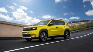 Fiat Grande Panda La Prima 11 kW 44 kWh Fiat Grande Panda La Prima 44 KWh / Nu te bestellen / FIAT Dealer Flevoland / 8