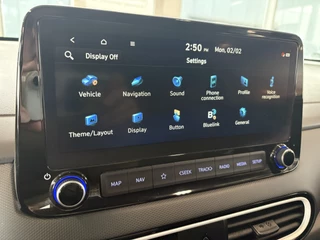 Hyundai Kona 1.6 GDi HEV Fashion Automaat  KRELLAUDIO/CAMERA/DODEHOEK/KEYLESS/NAVI/HUD/ADAPT.CRUISE / 36