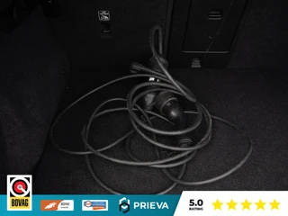 Volvo XC40 Recharge Plug-in Hybrid T5 Twin Engine 2WD R-Design | Dealer | camera | Trekhaak | El. Achterklep / 42