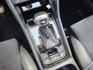 Škoda Karoq 1.5 TSI ACT Style Pano 360° Carplay Trekhaak Business Sportline / 41