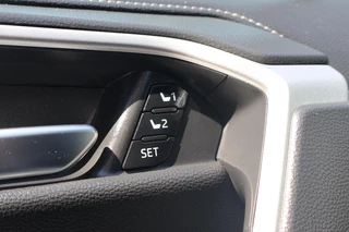 Toyota RAV4 2.5 HYBRID EXECUTIVE JBL NAVI APPLE/ANDROID EL-STOEL MET GEHEUGEN DODEHOEK DETECTIE EL.A.KLEP LED DAB 360* / 11