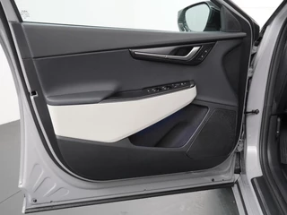 Kia EV6 GT-Line Business Edition 84 kWh  - Stoelverwarming/Ventilatie - GT-Line Design - Led Matrix koplampen - Elektrisch verstelbare voorstoelen met geheugen - Elektrische achterklep - Draadloos Apple Carplay/Android Auto - Fabrieksgarantie t/m 2033 / 22