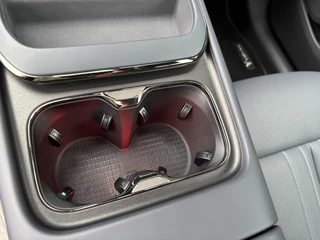 Voyah Courage Business Edition 80 kWh / 22
