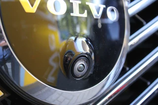 Volvo XC60 2.0 T8 Ultra Bright  | Facelift | Luchtvering | Massage | H/K | Head-Up / 23