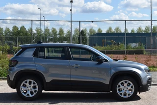 Jeep Avenger 1.2 Longitude Infotainment & Convenience pack | Keyless | DAB | Camera | Nav | Carplay | ADAS | Full LED | 4-Seasons / 6
