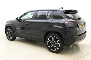 Jeep Avenger Altitude 54 kWh | Adaptive Cruise control | Climate control | Camera | 18" Lichtmetalen velgen | Getint glas | Keyless | Bluetooth | Draadloze telefoonlader / 5