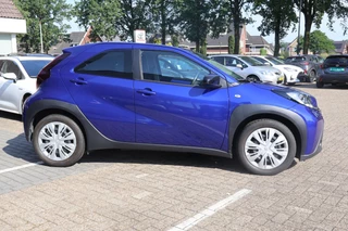 Toyota Aygo X PLAY AIRCO CAMERA AD-CRUISE APPLE/ANDROID NL-AUTO / 14