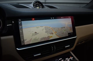 Porsche Cayenne 3.0 E-Hybrid Sport Chrono  | Pano | Trekhaak | 360 Camera | Bose | Stuurverwarming | Luchtvering | Orig. NL | / 11
