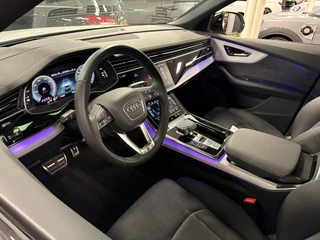 Audi Q8 60 TFSI e quattro Pro Line S Competition 489pk | Panoramadak | luchtvering | head-up | 360 camera | 22 inch / 14