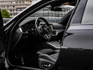 BMW 3-serie Touring M340i xDrive High Executive M Sport B58 | Panoramadak | Laser LED | Driving Assistant Prof | Trekhaak | HUD | Keyless | Memory | Ambianceverlichting | 19" | Dealeronderhouden | incl. BTW / 11