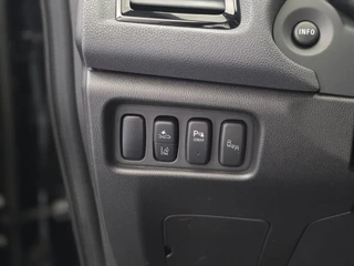 Mitsubishi ASX 2.0 Intense Automaat, Achteruitrijcamera, Stoelverw., CruiseControl, Dodehoek detectie, Keyless Entry/Start / 15
