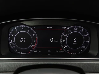 Volkswagen Golf 2.0 TSi GTi 290 Pk TCR | Panorama Dak | Adaptive Cruise | Camera | Stoelverwarming | 18 inch | 90.438 km!! / 32