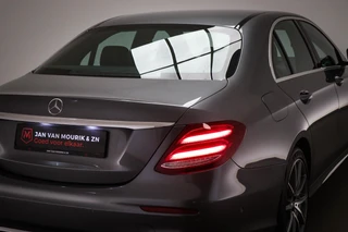 Mercedes-Benz E-Class 200 Business Solution Sport / 25