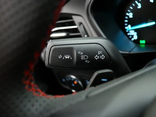Ford Focus Wagon 1.0 EcoBoost Hybrid ST Line X Private lease €539 p.m. / 24