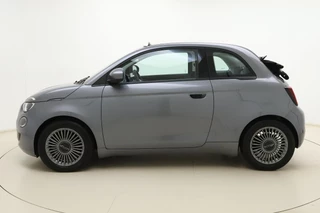 Fiat 500 C Icon 42 kWh | SoH 100% | Achteruitrijcamera | WLTP 303km | Snelladen | Navigatie | Climate Control | Keyless Start / 7