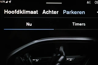 Volvo V60 2.0 B4 Ultimate Dark | PANORAMADAK | HEAD UP | STANDKACHEL | ACHTERBANKVERWARMING | 360 CAMERA | 20" / 10