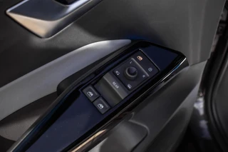 Volkswagen ID.3 Pro Performance 58 kWh, SOH96%, Pano,ACC,BTW / 27